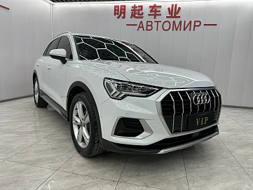 Audi Q3, 2021г, передний привод, робот