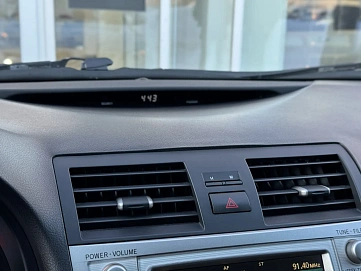 Toyota Camry, 2010г, передний привод, автомат