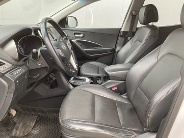 Hyundai Santa Fe, 2015г, полный привод, автомат