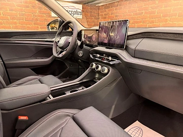 Skoda Kodiaq, 2025г, полный привод, робот