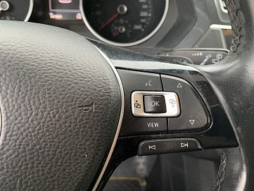 Volkswagen Tiguan, 2018г, передний привод, робот