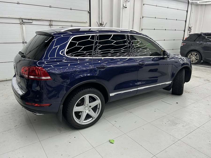 Volkswagen Touareg, 2013г., полный привод, автомат
