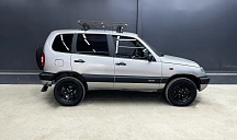 Chevrolet Niva, 2004г., полный привод, механика