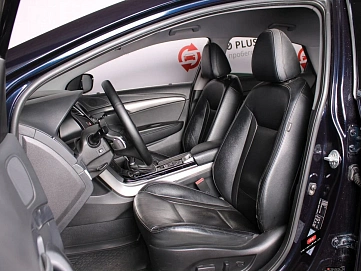 Hyundai i40, 2013г., передний привод, автомат