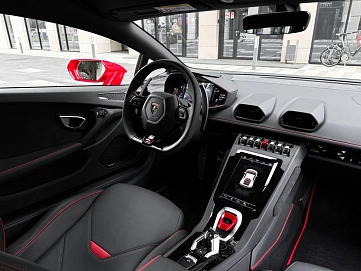 Lamborghini Huracán, 2022г, полный привод, робот