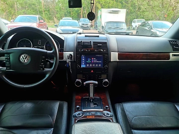 Volkswagen Touareg, 2008г, полный привод, автомат
