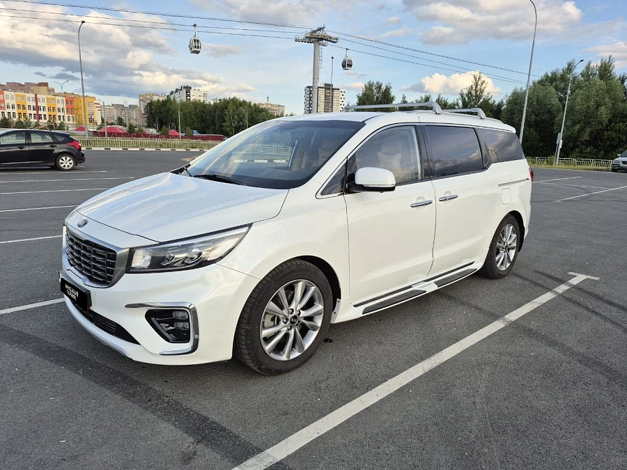 Kia Carnival, 2019г., передний привод, автомат