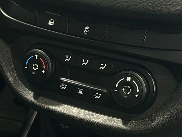 Lada (ВАЗ) Vesta, 2019г, передний привод, механика