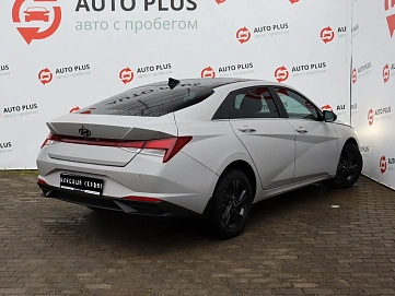 Hyundai Elantra, 2021г, передний привод, автомат