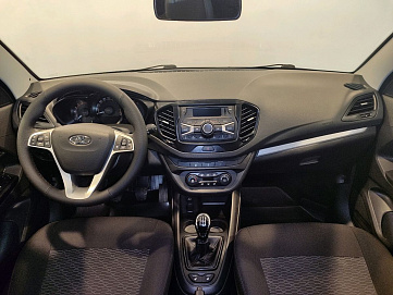 Lada (ВАЗ) Vesta, 2018г, передний привод, механика