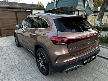 Mercedes-Benz EQA, 2022г, полный привод, автомат