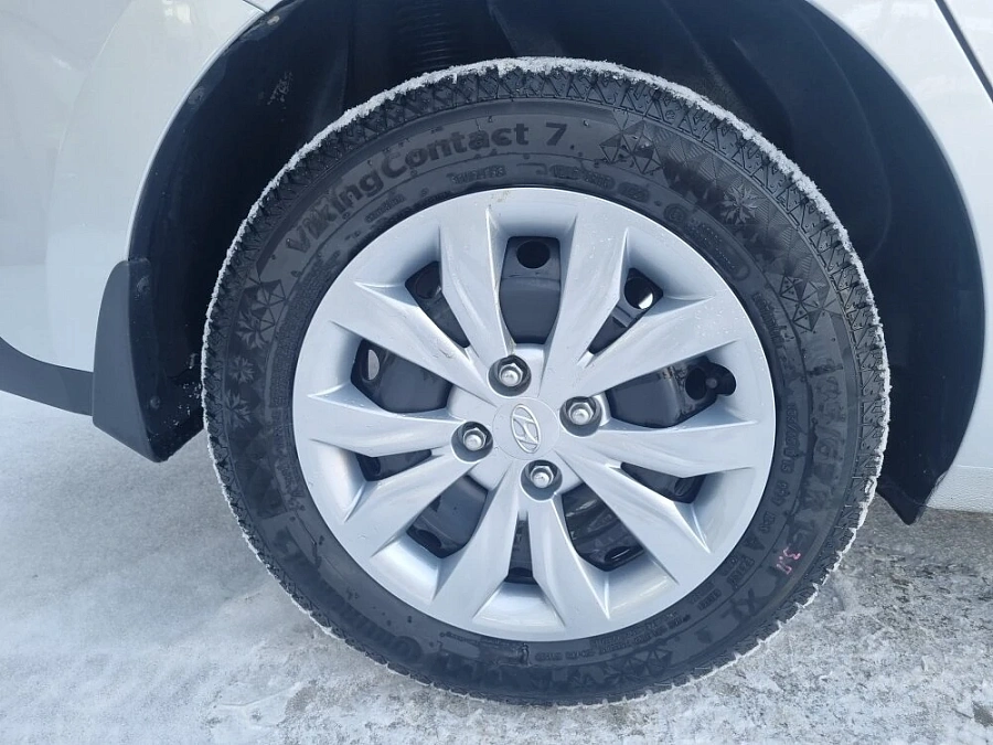 Solaris HS, 2024г., передний привод, механика