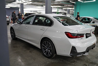 BMW 3 серии, 2024г, полный привод, автомат