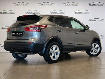 Nissan Qashqai, 2020г, передний привод, автомат