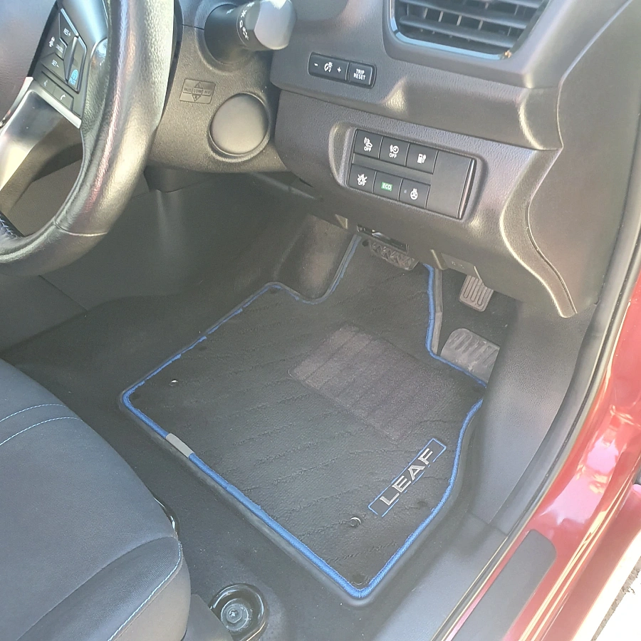Nissan Leaf, 2018г., передний привод, автомат