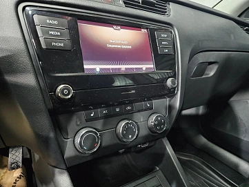 Skoda Octavia, 2019г, передний привод, автомат
