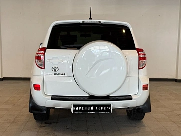 Toyota RAV4, 2012г, передний привод, автомат