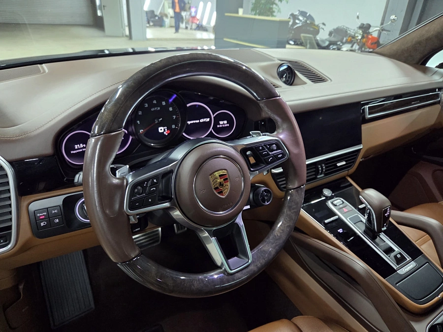 Porsche Cayenne, 2022г., полный привод, автомат