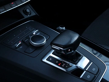 Audi Q5, 2017г, полный привод, робот