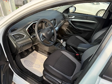 Lada (ВАЗ) Vesta, 2023г, передний привод, механика