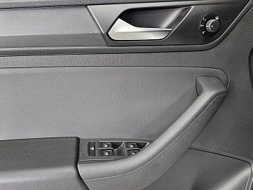 Volkswagen Polo, 2020г, передний привод, автомат