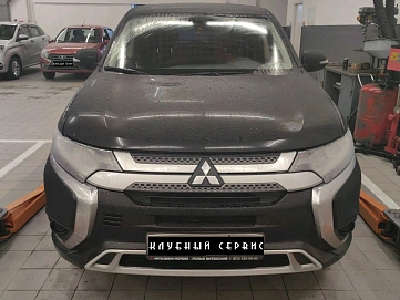 Mitsubishi Outlander, 2018г, полный привод, вариатор