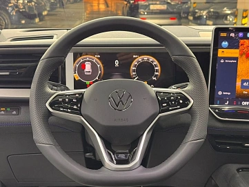 Volkswagen , 2025г., полный привод, робот