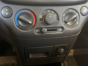 Chevrolet Aveo, 2011г, передний привод, механика