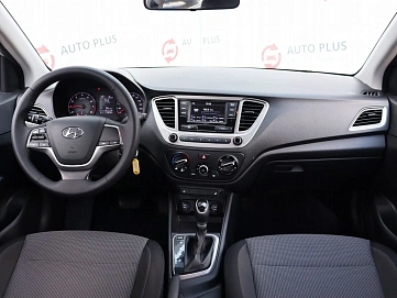 Hyundai Solaris, 2021г, передний привод, автомат
