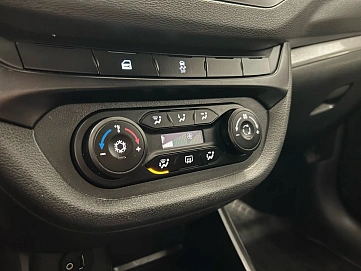 Lada (ВАЗ) Vesta, 2019г, передний привод, механика