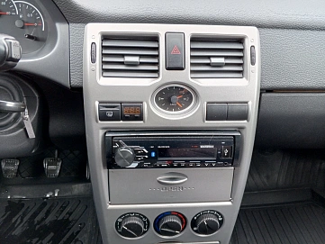 Lada (ВАЗ) Priora, 2011г, передний привод, механика
