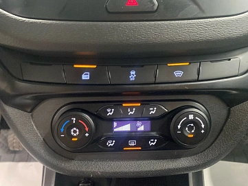 Lada (ВАЗ) Vesta, 2020г, передний привод, механика