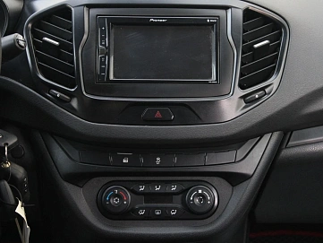 Lada (ВАЗ) Vesta, 2016г, передний привод, механика