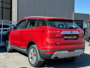 Geely Atlas, 2019г, передний привод, автомат
