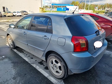 Toyota Corolla, 2003г, передний привод, автомат