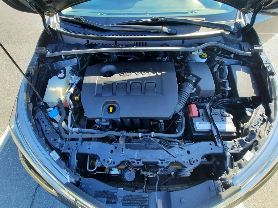 Toyota Corolla, 2017г., передний привод, вариатор