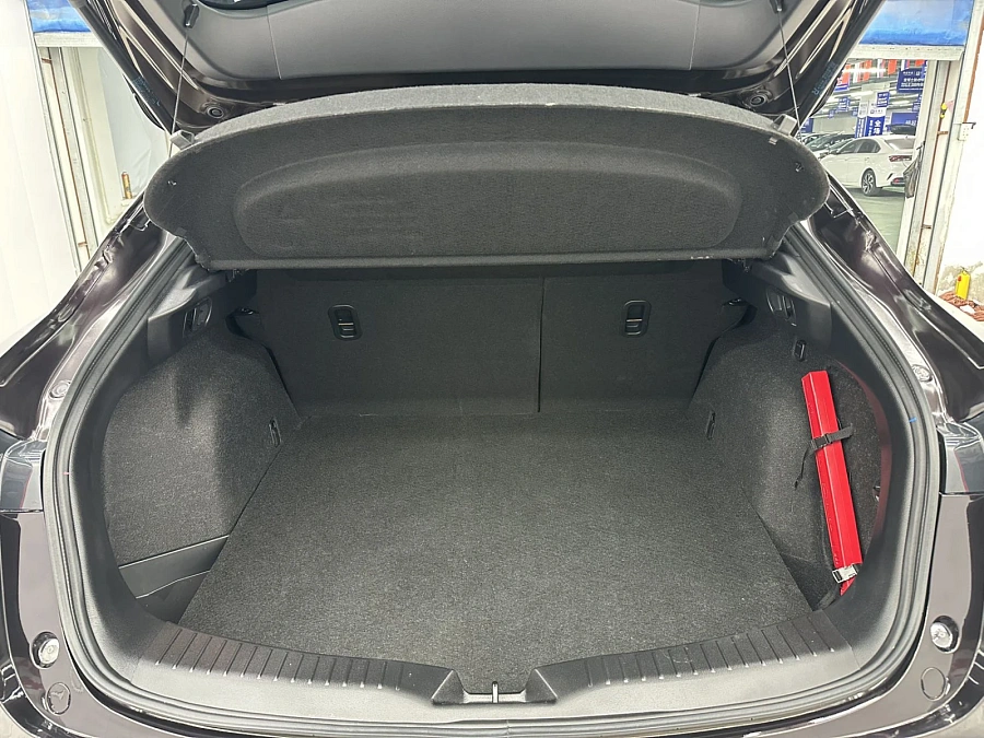 Mazda CX-4, 2023г., передний привод, автомат