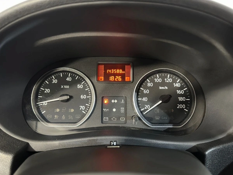 Nissan Almera, 2015г., передний привод, механика