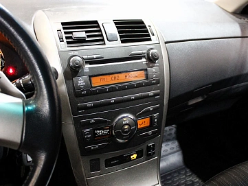 Toyota Corolla, 2008г, передний привод, робот