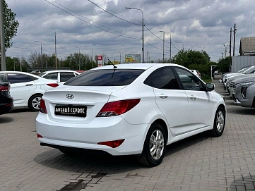 Hyundai Solaris, 2015г, передний привод, механика