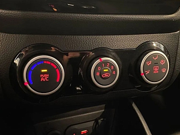 Kia , 2017г., передний привод, автомат