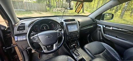 Kia Sorento, 2015г, полный привод, автомат