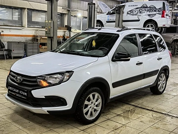 Lada (ВАЗ) , 2022г., передний привод, механика