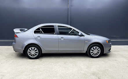 Mitsubishi Lancer, 2011г, передний привод, механика