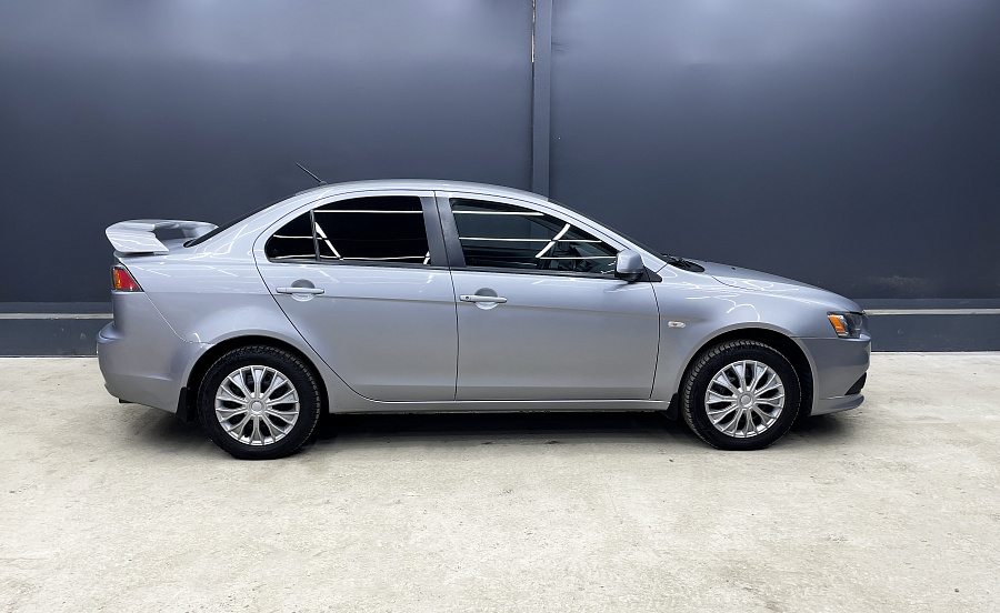 Mitsubishi Lancer, 2011г., передний привод, механика