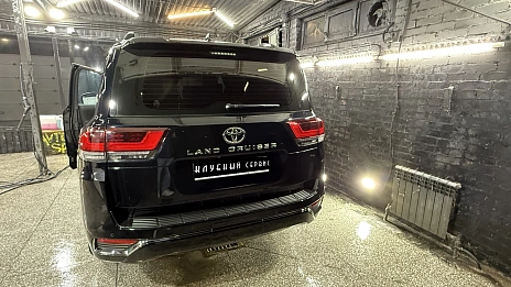 Toyota Land Cruiser, 2022г, полный привод, автомат