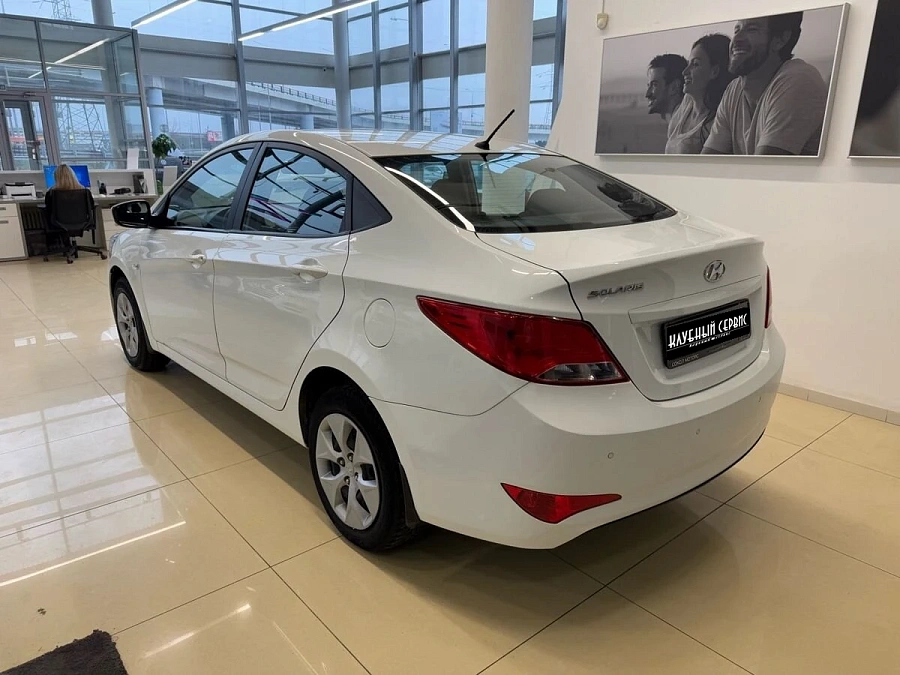 Hyundai Solaris, 2016г., передний привод, автомат