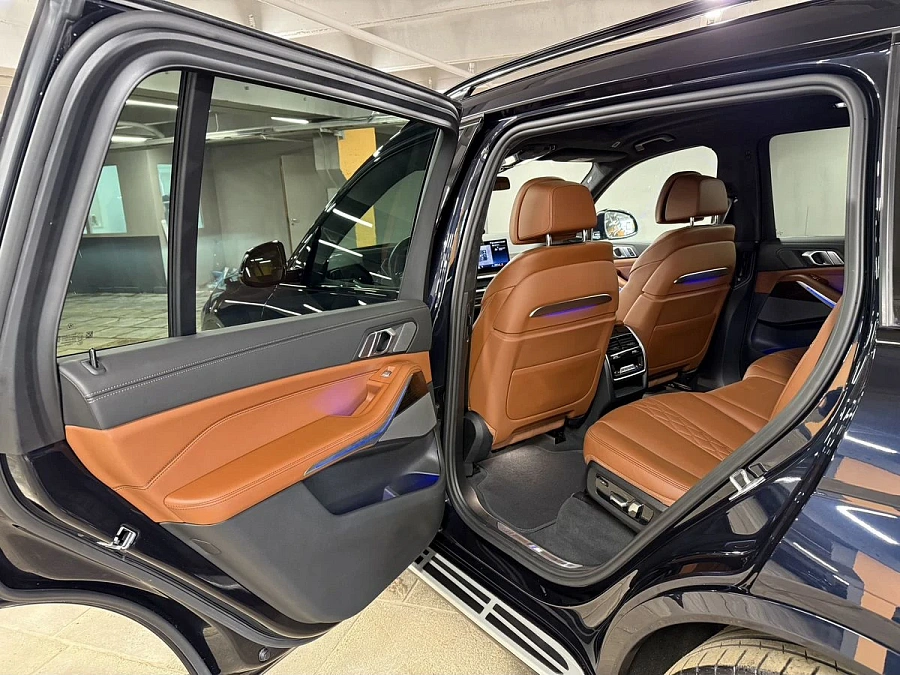 BMW X7, 2023г., полный привод, автомат
