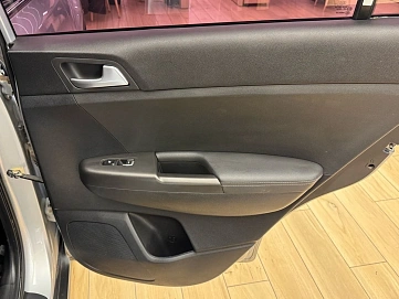 Kia Sportage, 2021г, передний привод, автомат