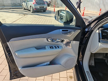 Volvo XC90, 2015г, полный привод, автомат